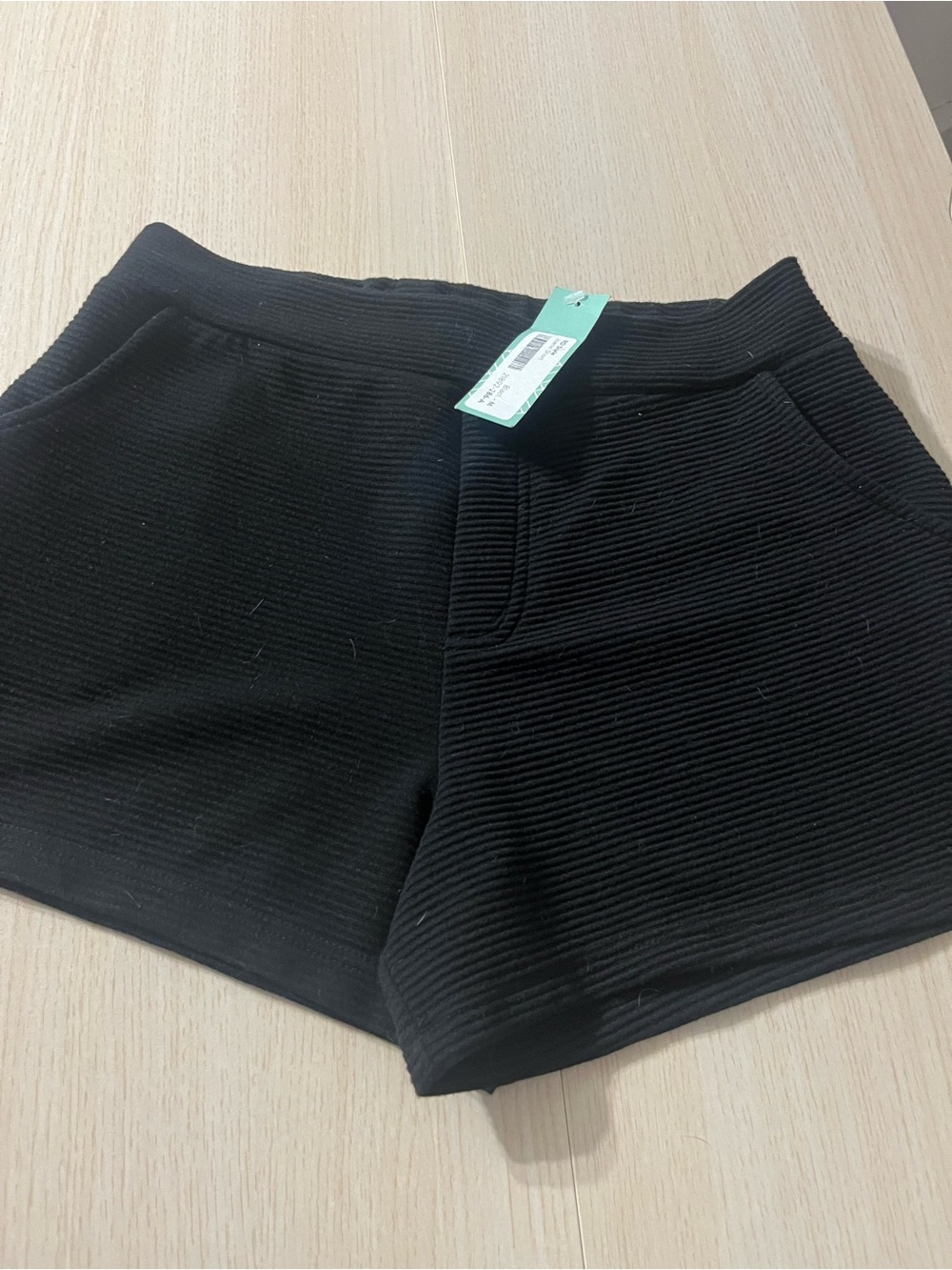 High-Waist Black Ribbed knit Shorts - Women's